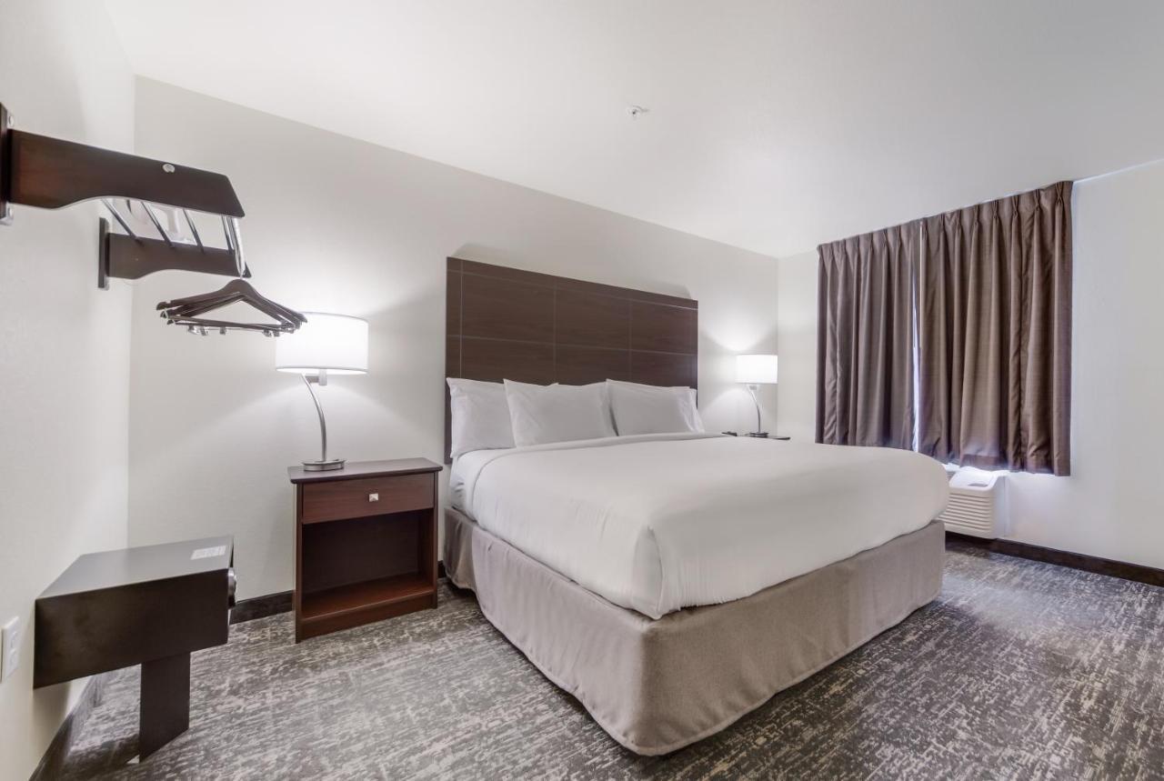Cobblestone Inn & Suites-Fremont 外观 照片