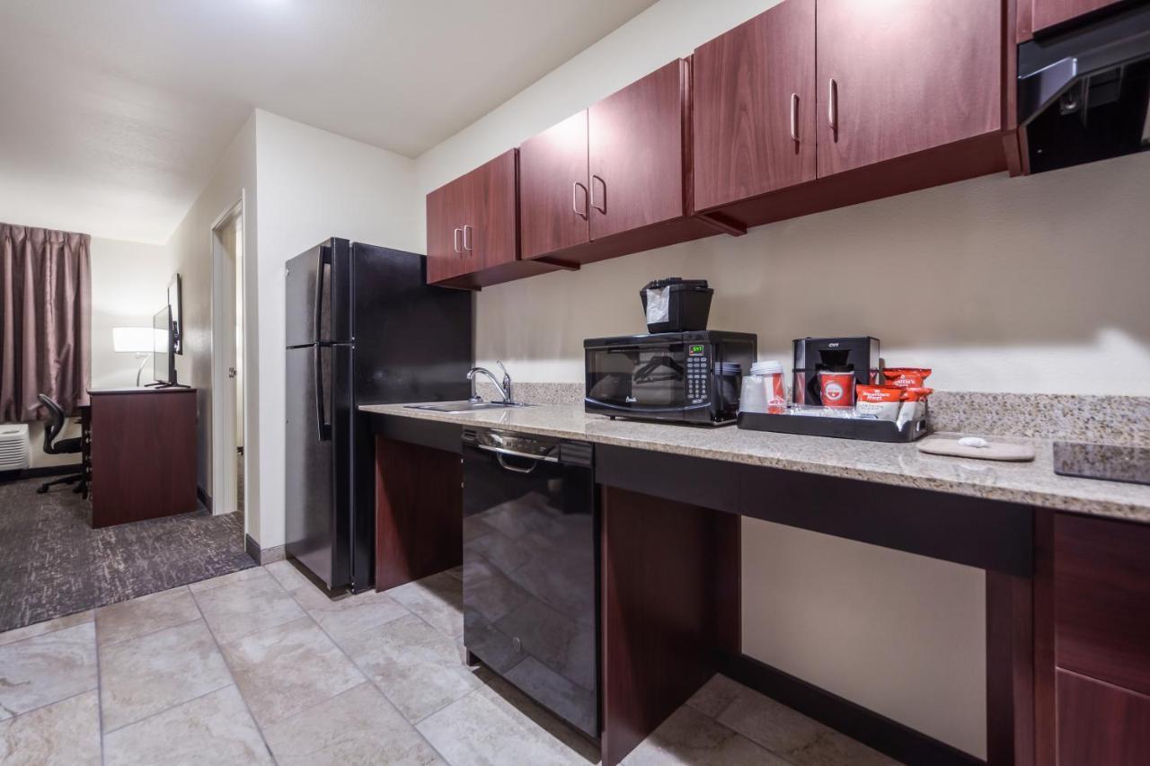 Cobblestone Inn & Suites-Fremont 外观 照片