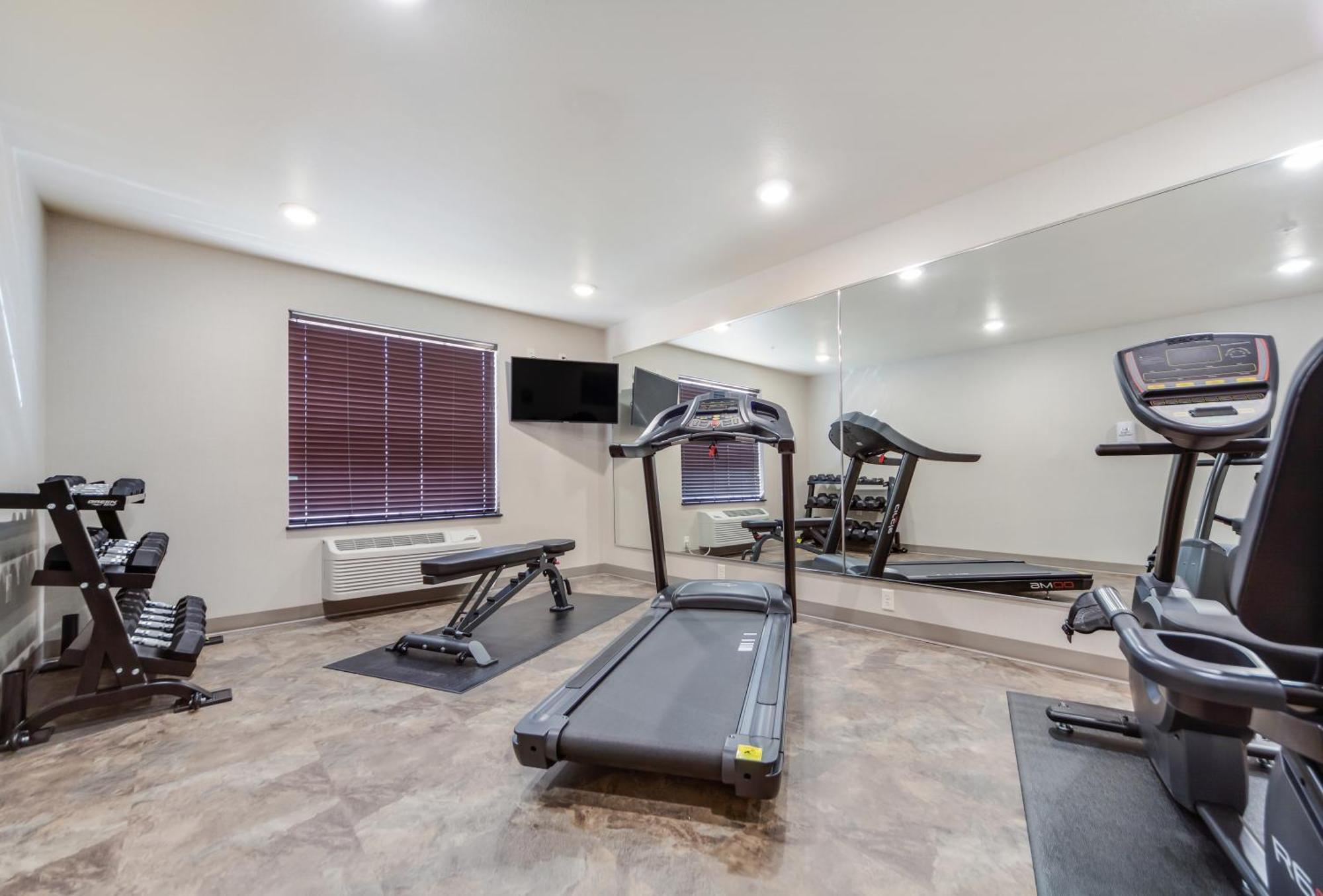 Cobblestone Inn & Suites-Fremont 外观 照片