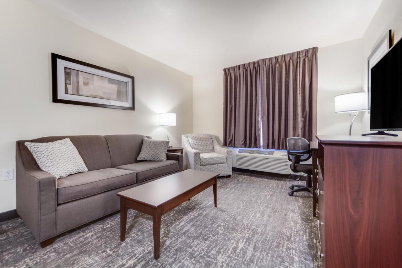Cobblestone Inn & Suites-Fremont 外观 照片