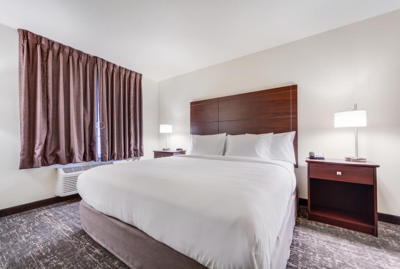 Cobblestone Inn & Suites-Fremont 外观 照片